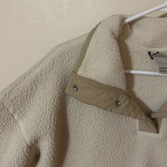 North Face Sherpa 1/4 button pullover small - Picture 2 of 8